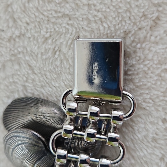 Napier Vintage 30 Clam Shell Bracelet Brass Silver Tone Plate 7 1/2 in Long - Picture 3 of 8